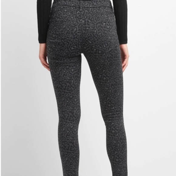 NWT GAP Black Animal Print Denim Leggings - Picture 3 of 10